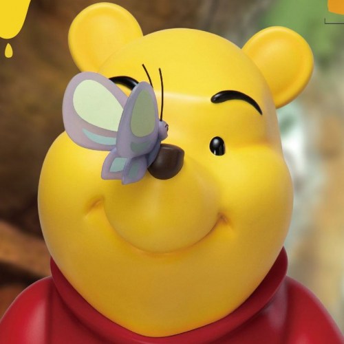 Winnie the Pooh Disney Master Craft Statue by Beast Kingdom Toys